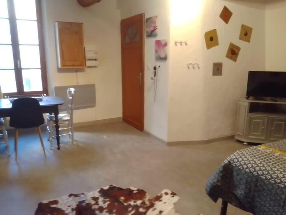 La Fontaine Apartment มูสติเยร์-แซ็งต์-มารี ภายนอก รูปภาพ
